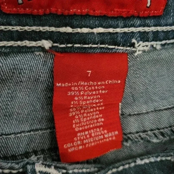 Red Rivet Jeans 7 - Picture 4 of 5